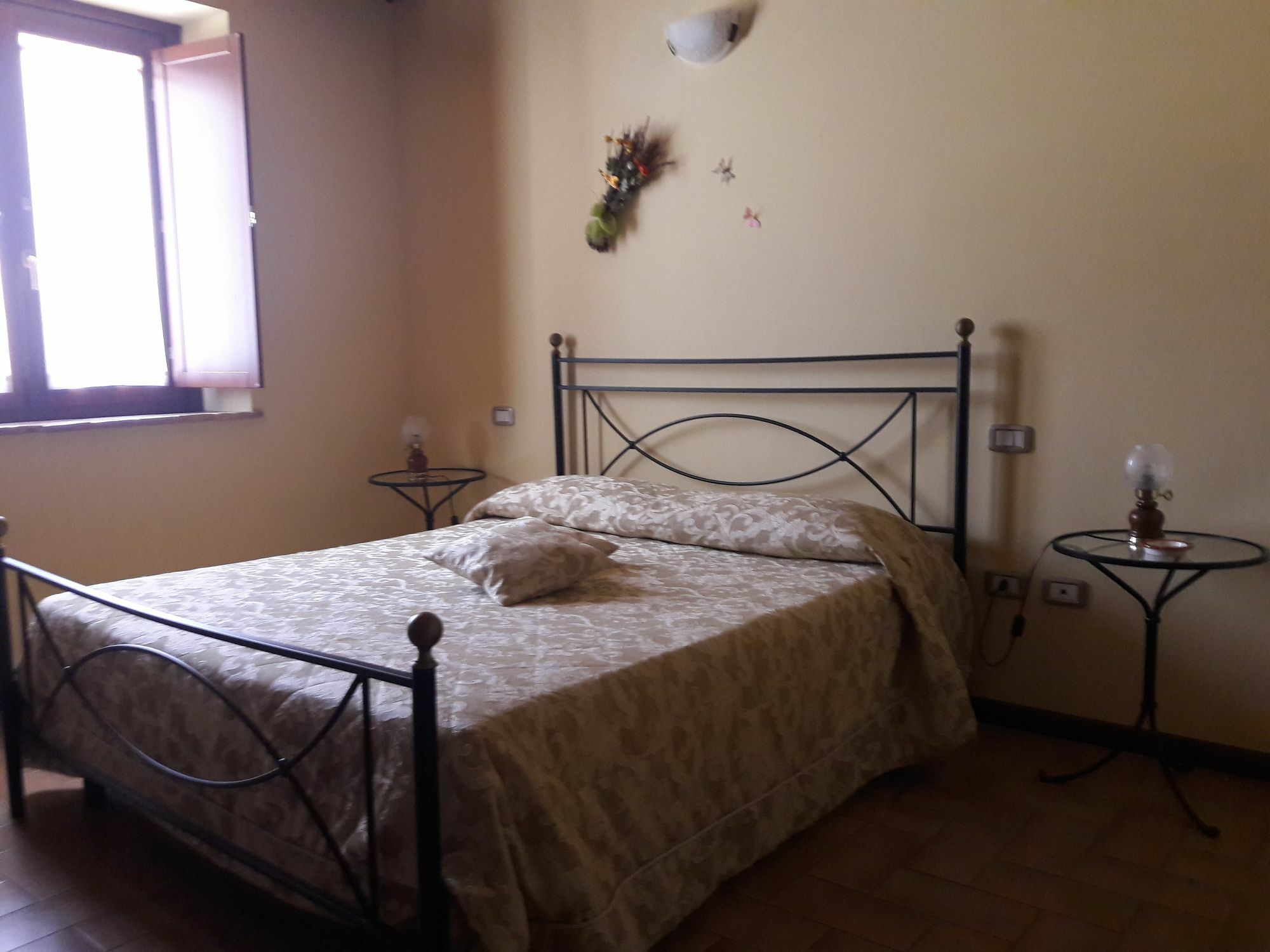 Affittacamere Da Laura Silvi Orvieto Exterior foto